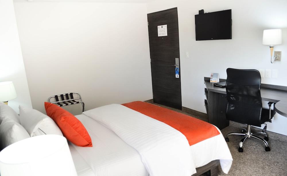 Comfort Inn Querétaro Extérieur photo
