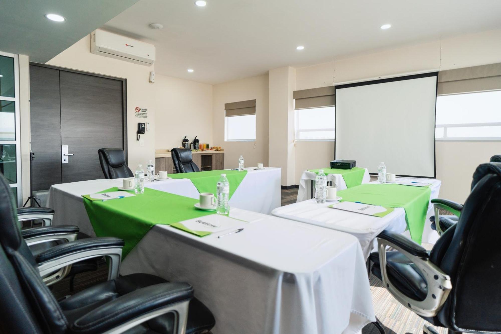 Comfort Inn Querétaro Extérieur photo