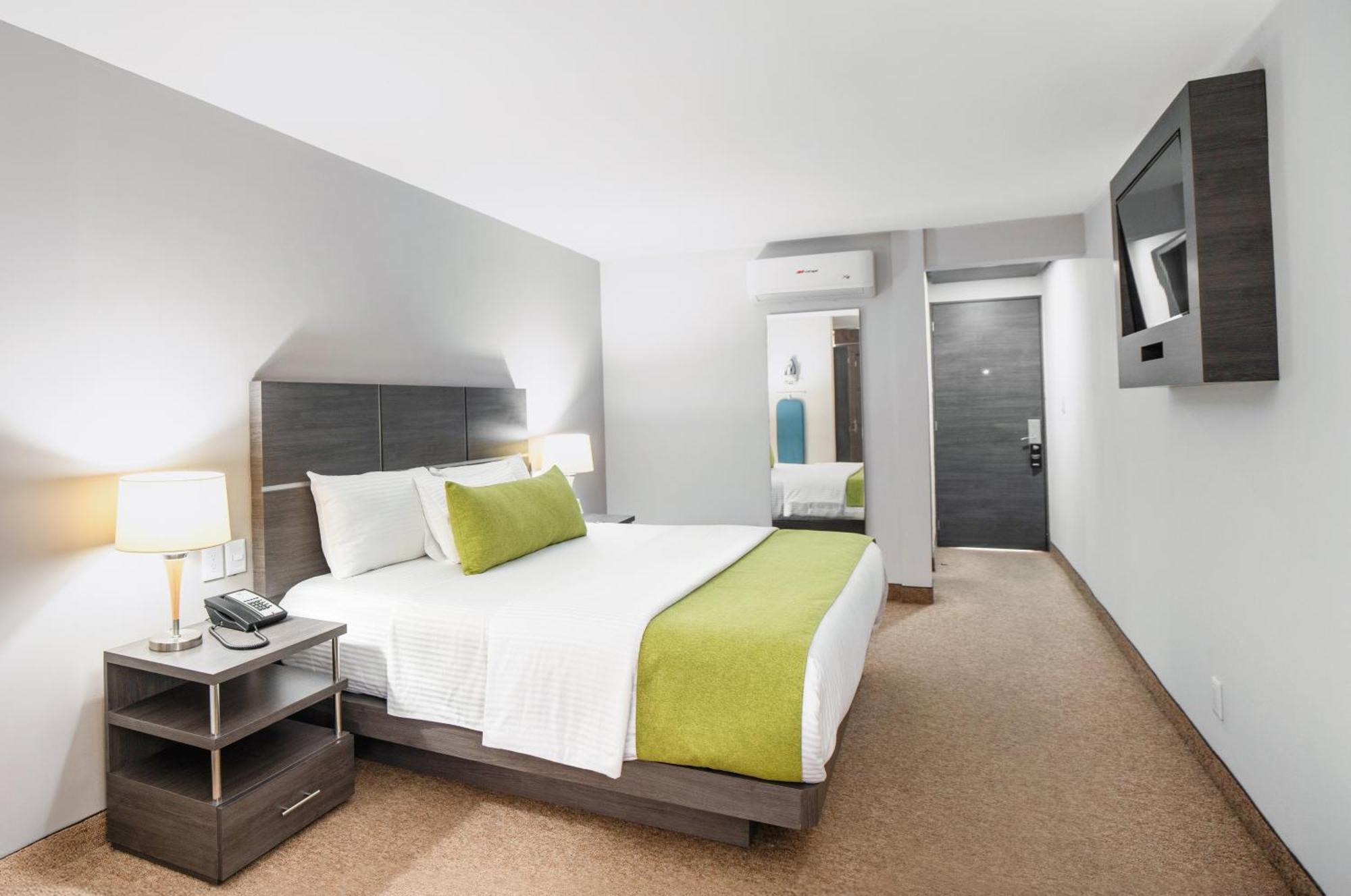 Comfort Inn Querétaro Extérieur photo