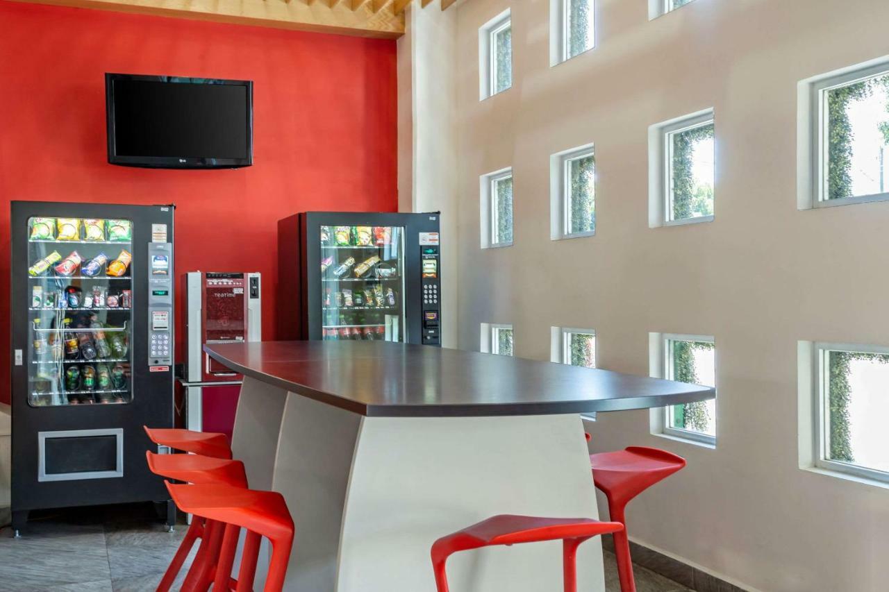 Comfort Inn Querétaro Extérieur photo