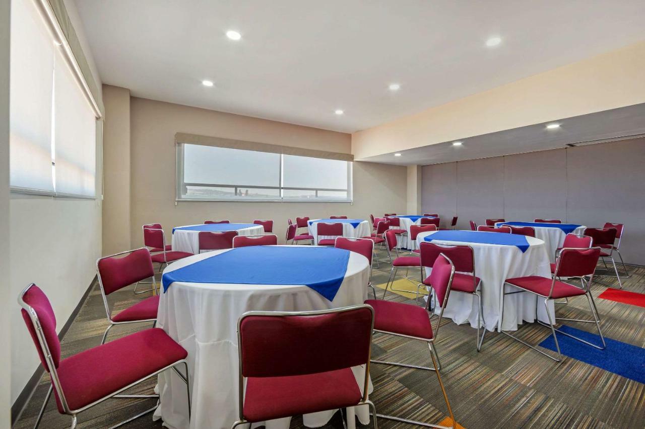 Comfort Inn Querétaro Extérieur photo